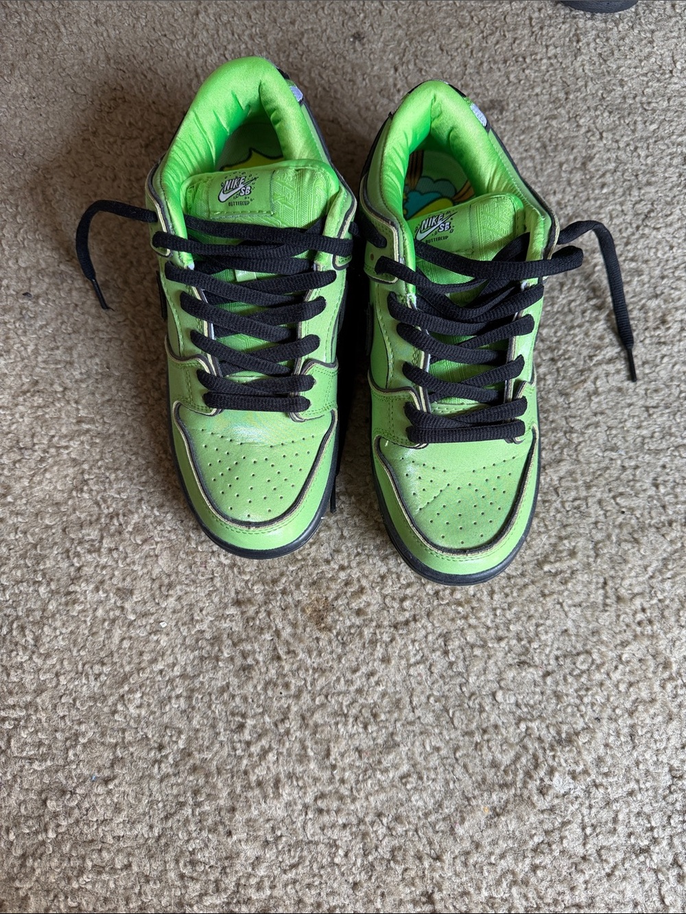 Nike X powerpuff buttercup men’s size 7 perfect condition